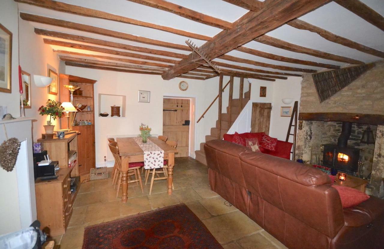 Odd Cottage Oddington  Kültér fotó